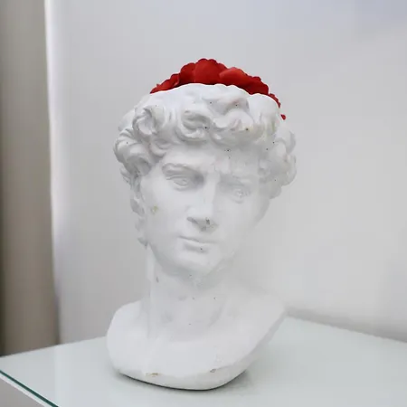 Partenope's 3*